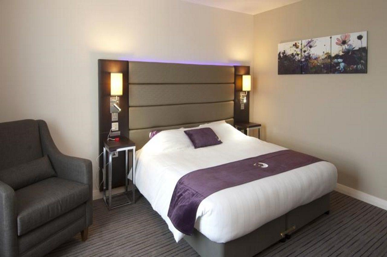 Premier Inn Premier Inn York South West エクステリア 写真